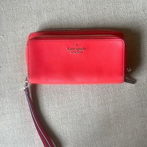 Large Kate Spade Zip Wallet